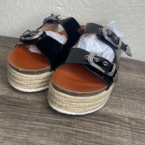 Stunning slides - Picture 6 of 6